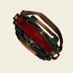 Watson Messenger - Liquorice -Home Furnishing Store 0ETCLIN100 0040 00 Classic Giant Linear Stem Zip Messenger Black Cream OVERHEAD