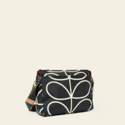 Fielder Crossbody - Linear Stem Liquorice -Home Furnishing Store 23SELIN937 0040 FielderCrossbody LinearStemLiquorice2