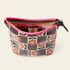 Carrymin Crossbody - Flower Pot Chestnut 9 Carrymin Crossbody - Flower Pot Chestnut -Home Furnishing Store 24SEFLP830 2130CarryminCrossbody FlowerPotChestnut4