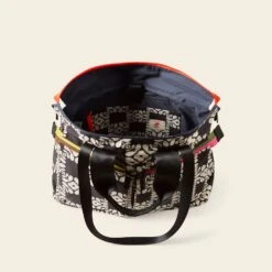 Axis Tote - Lattice Flower Tile Onyx -Home Furnishing Store 24SELFT862 0012 AxisTote LatticeFlowerTileOnyx4