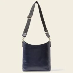 Carrymax Bucket Bag - Navy Puzzle Flower -Home Furnishing Store 24SELLE835 4110 CarrymaxBucketBag NavyPuzzleFlowerEmblem3