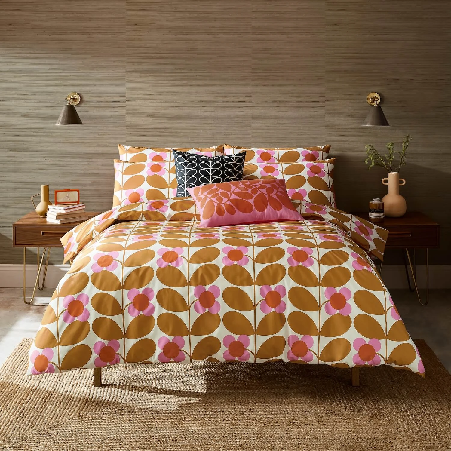 Stem Bloom Bed Linen Saffron 1 Stem Bloom Bed Linen Saffron