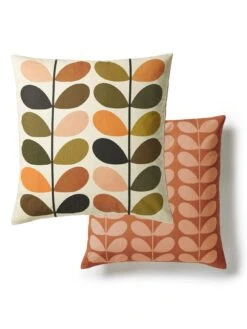 Orla Kiely Multi Stem 100% Cotton Cushion - Auburn  -Home Furnishing Store VR5MT SQ4 0000001473 AUBURN SLd1