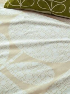 Orla Kiely Block Garden 100% Cotton Duvet Cover Set 8 Orla Kiely Block Garden 100% Cotton Duvet Cover Set -Home Furnishing Store VR5MU SQ3 0000000067 CREAM SLd