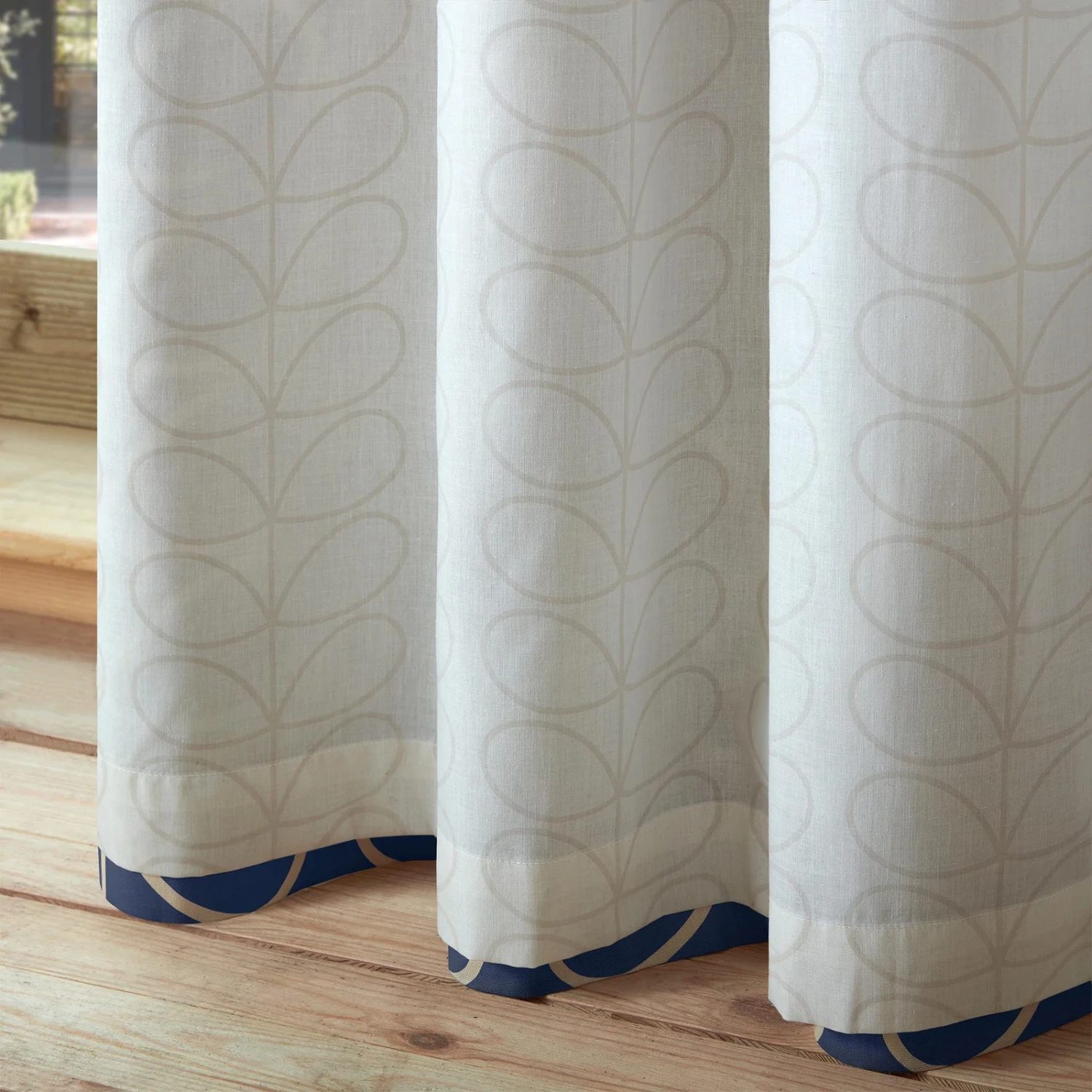 Linear Stem Lined Eyelet Curtains Whale - Image 7
